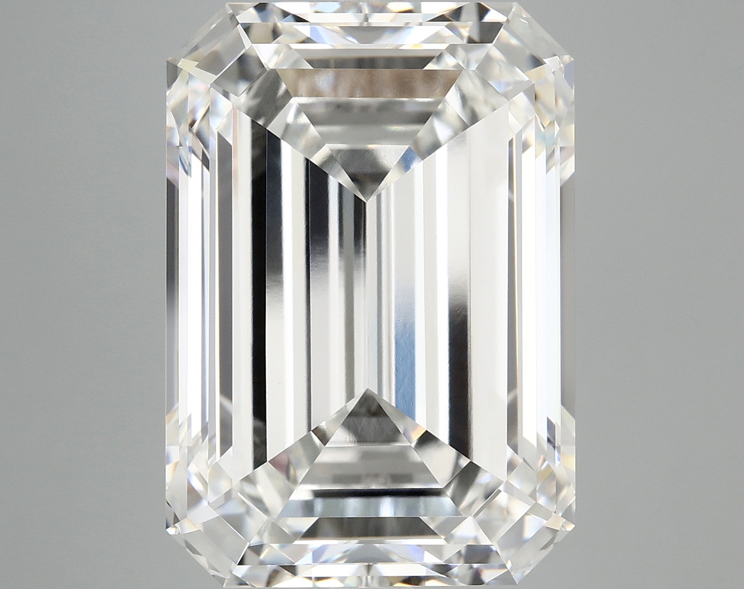 15.48 CT Emerald Diamond