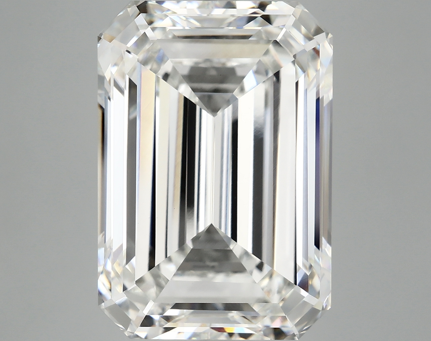 15.02 CT Emerald Diamond