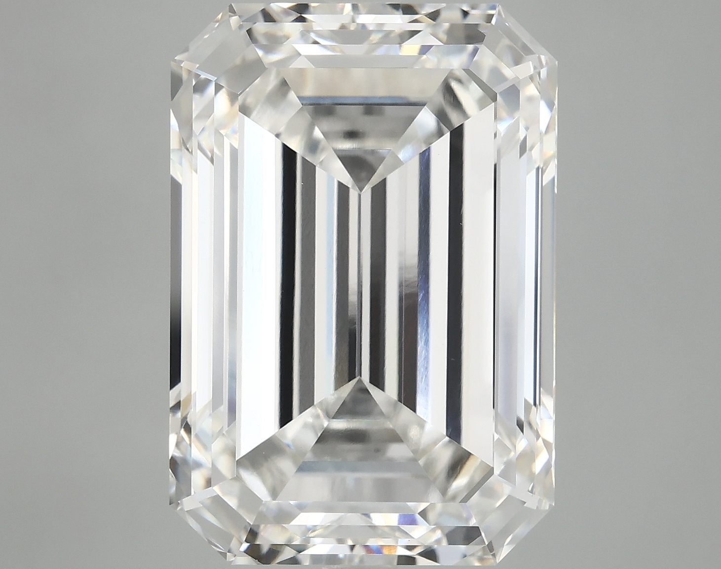 15.11 CT Emerald Diamond