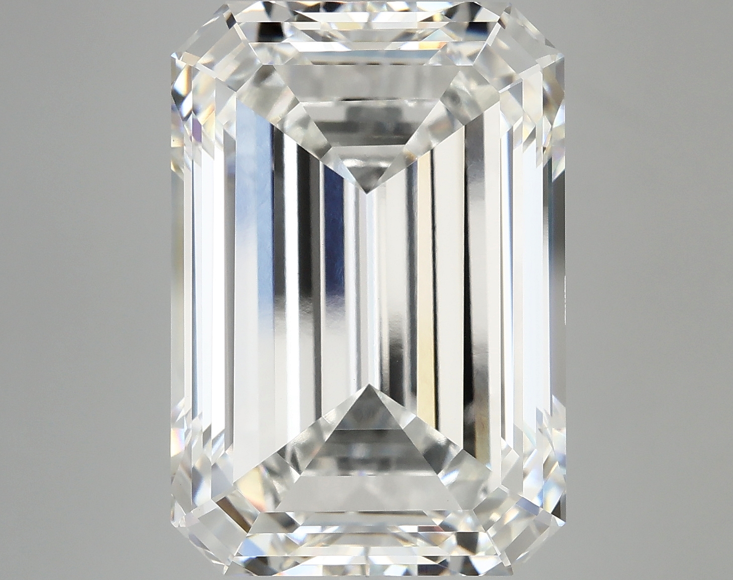 15.14 CT Emerald Diamond