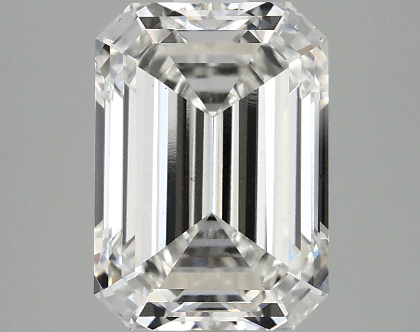 3.05 CT Emerald Diamond