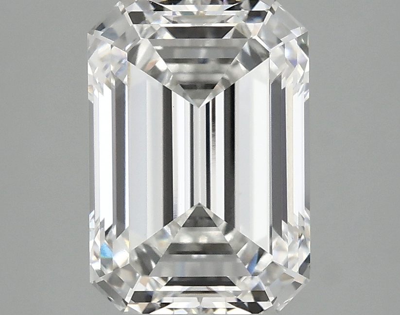 3.07 CT Emerald Diamond