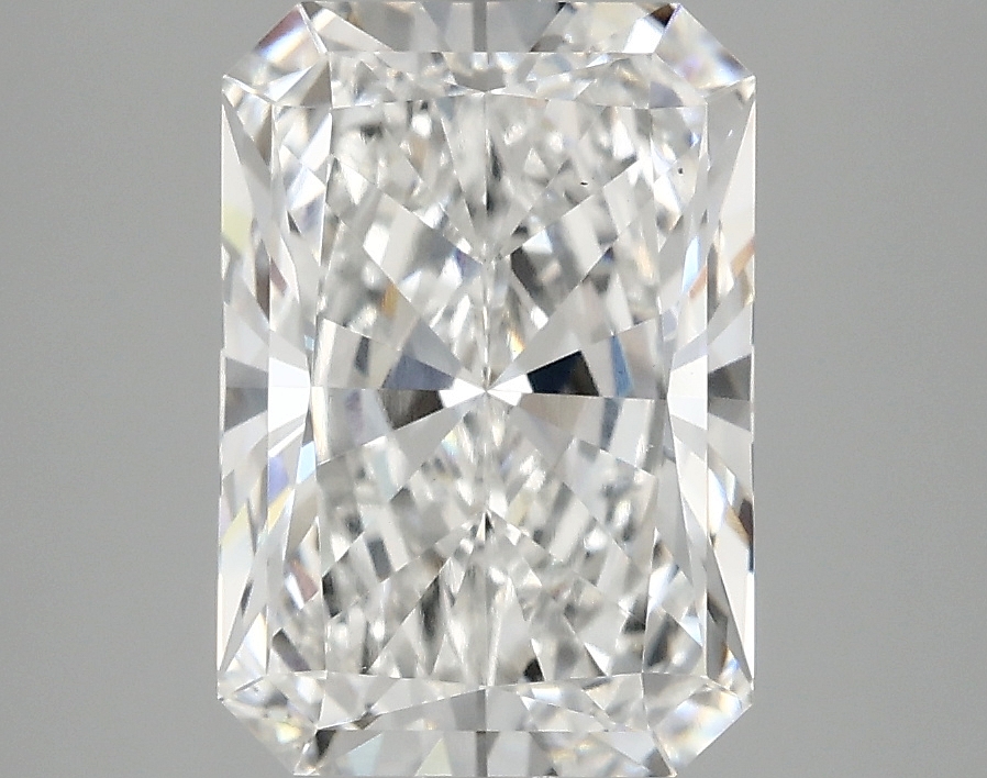 3.10 CT Radiant Diamond