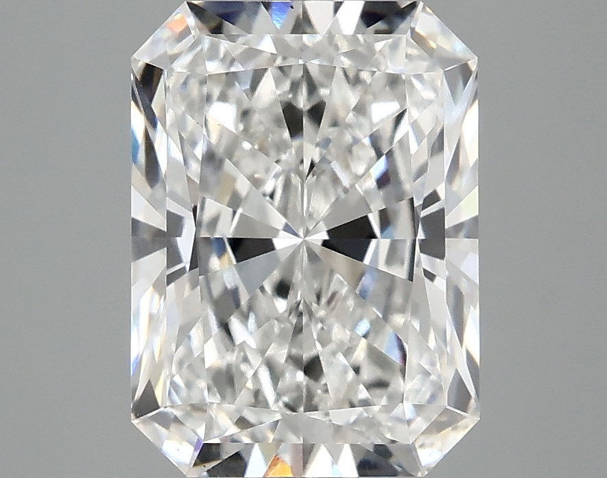 3.10 CT Radiant Diamond