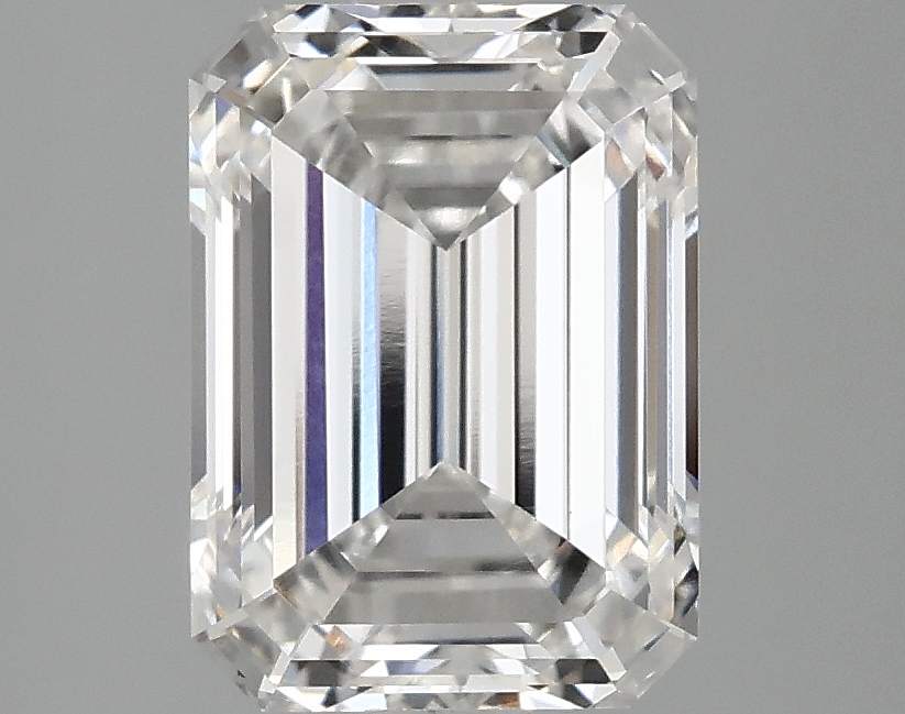 3.04 CT Emerald Diamond