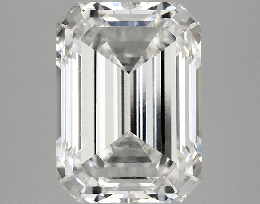 3.04 CT Emerald Diamond