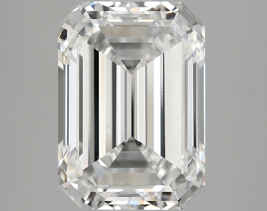 3.05 CT Emerald Diamond