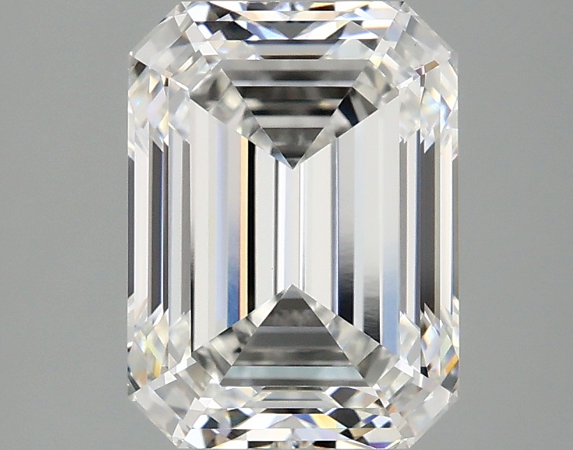 3.08 CT Emerald Diamond