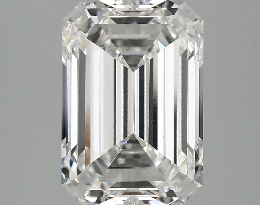 3.05 CT Emerald Diamond