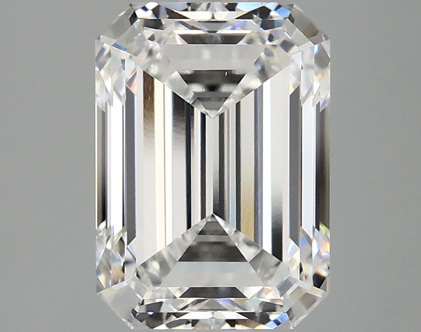 3.09 CT Emerald Diamond