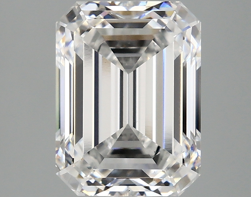 3.07 CT Emerald Diamond