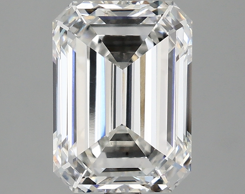 3.04 CT Emerald Diamond