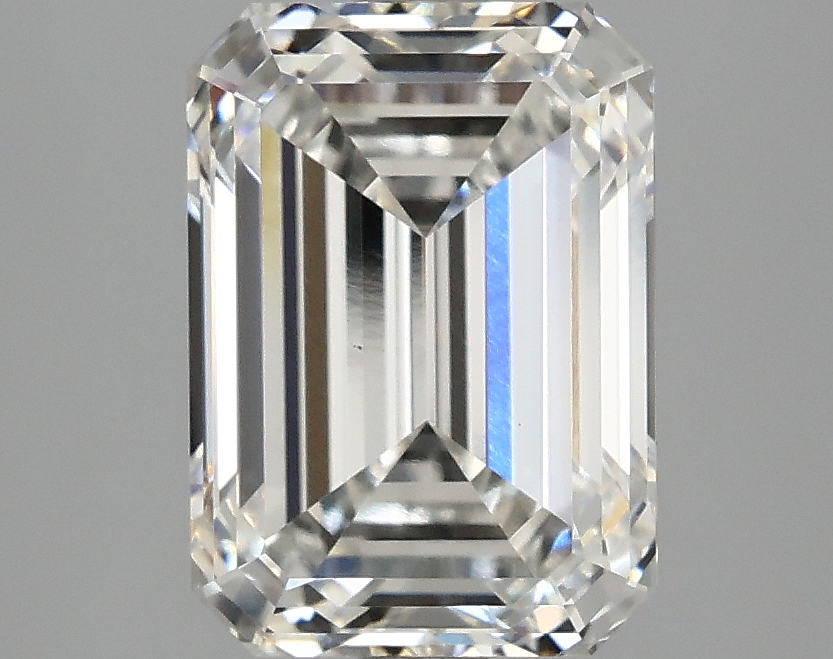 3.07 CT Emerald Diamond