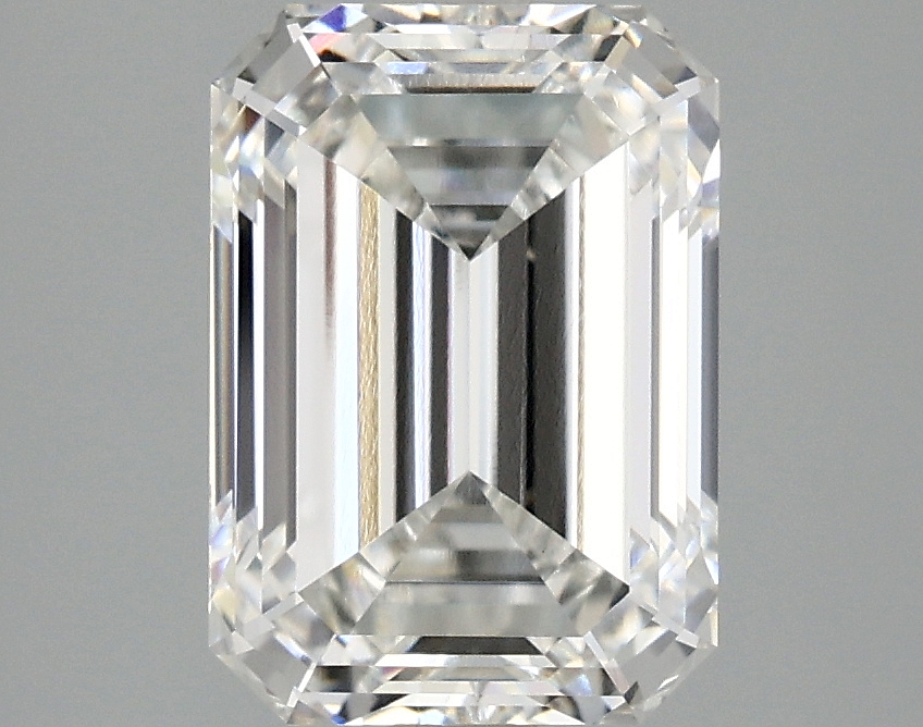 3.08 CT Emerald Diamond