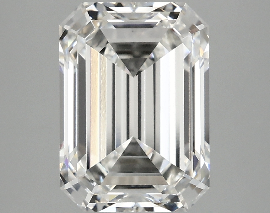 3.07 CT Emerald Diamond