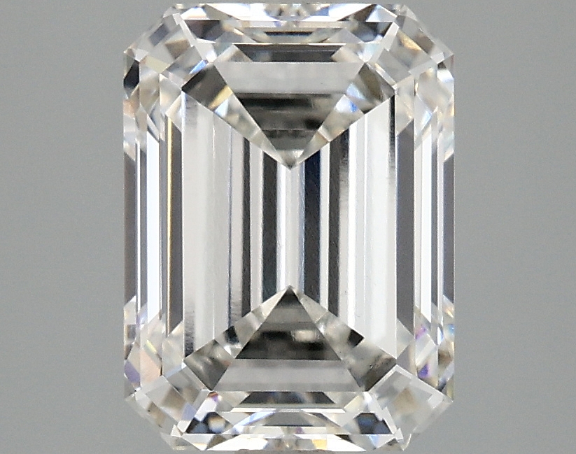 3.04 CT Emerald Diamond