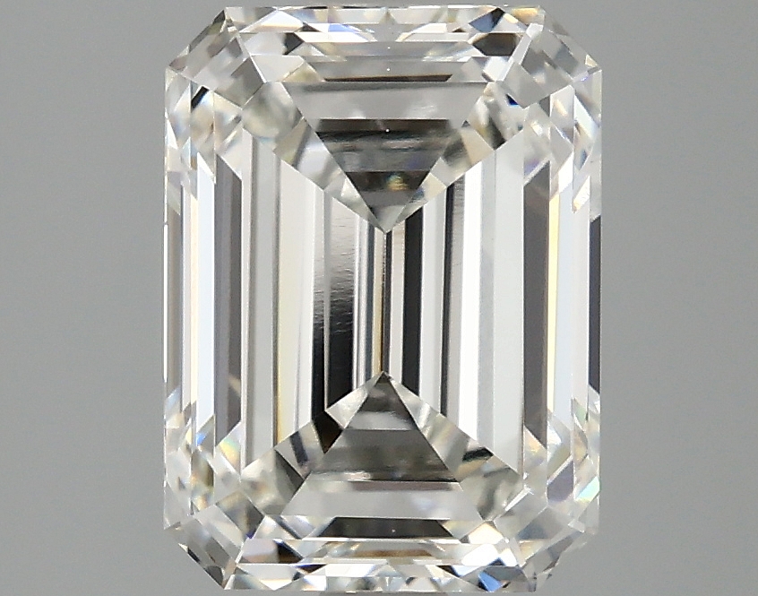 3.08 CT Emerald Diamond