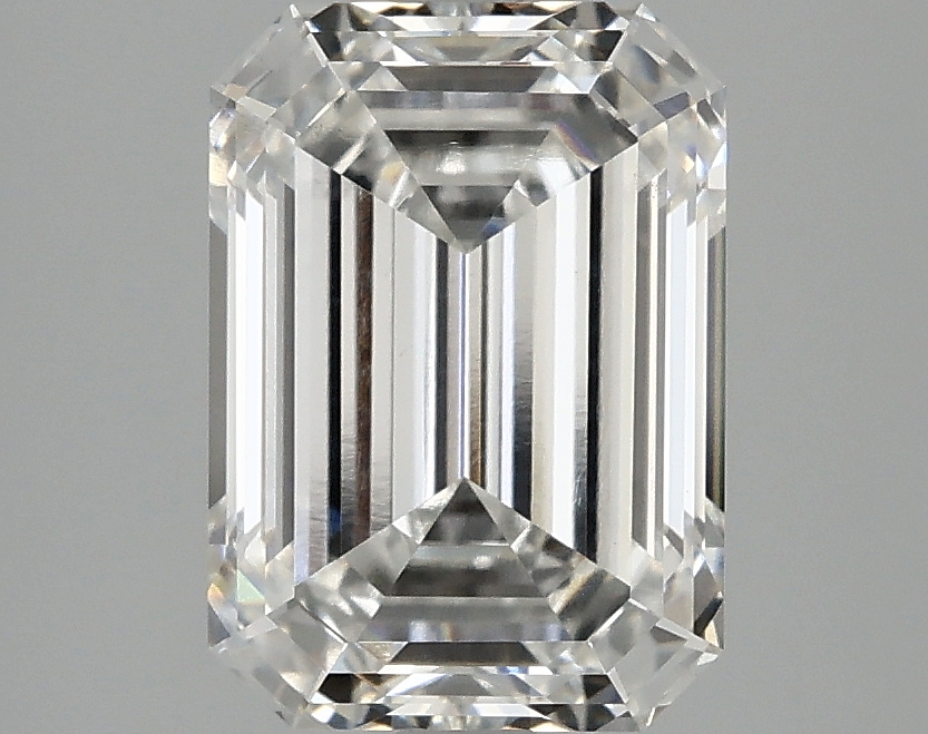 3.08 CT Emerald Diamond