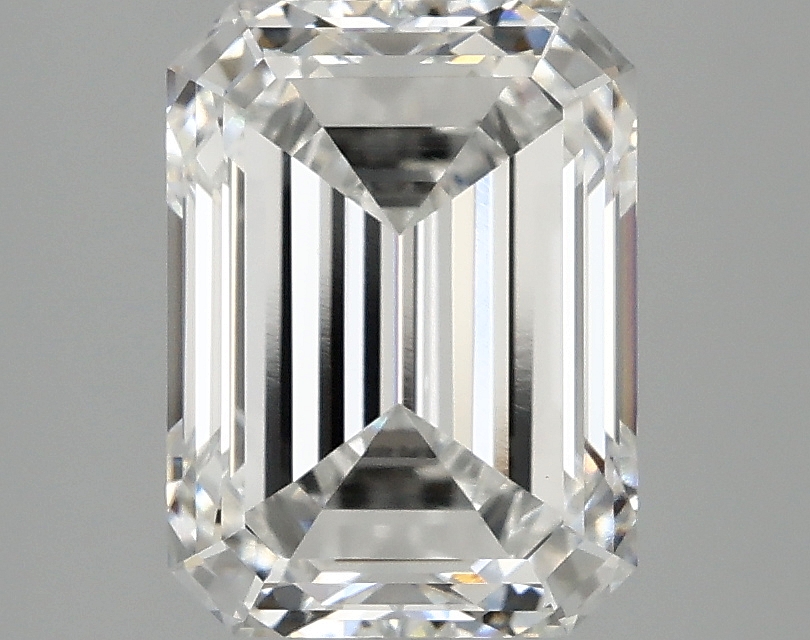 3.07 CT Emerald Diamond