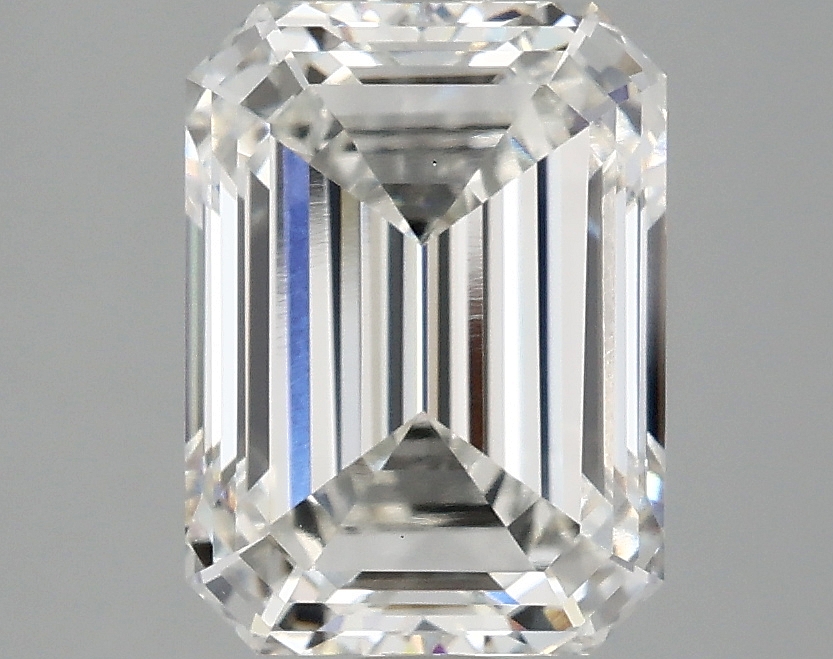 3.07 CT Emerald Diamond