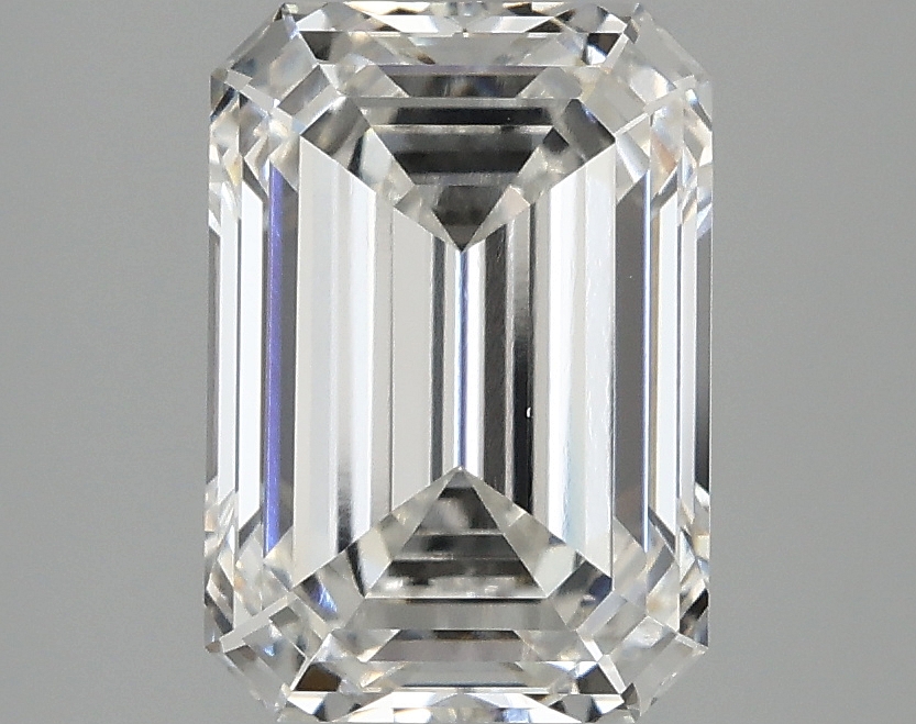 3.07 CT Emerald Diamond