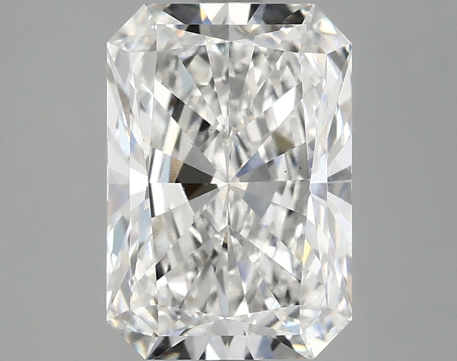 3.10 CT Radiant Diamond