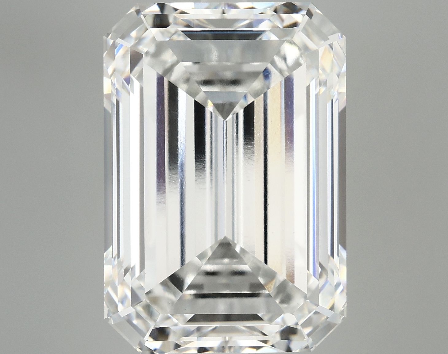 15.03 CT Emerald Diamond