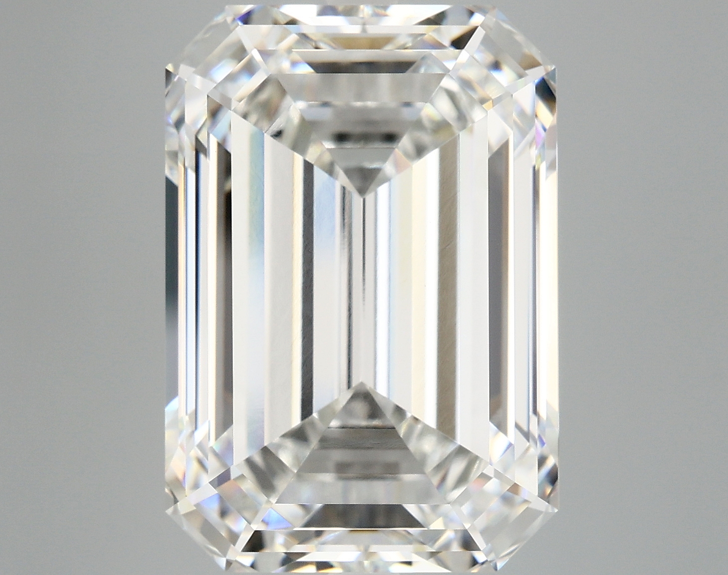 15.07 CT Emerald Diamond