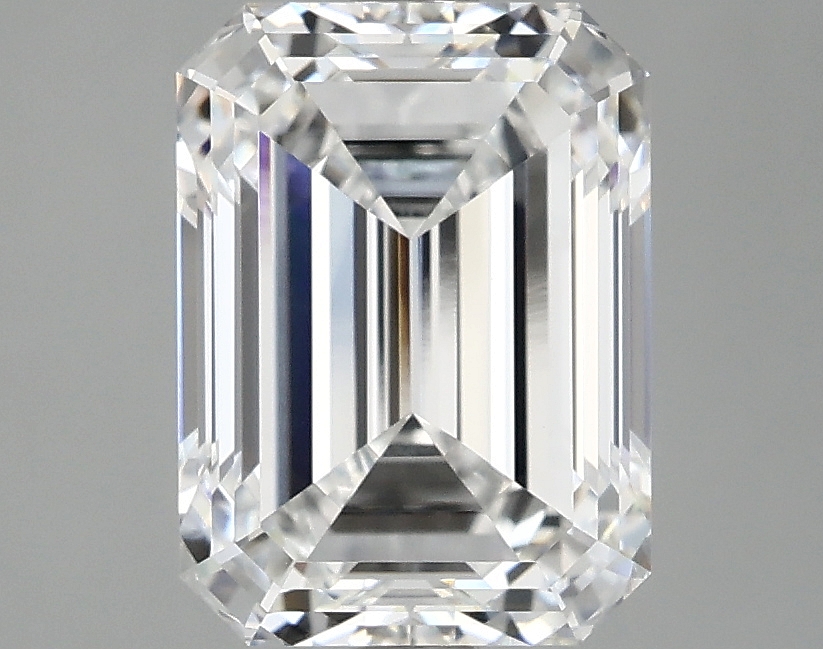 3.08 CT Emerald Diamond
