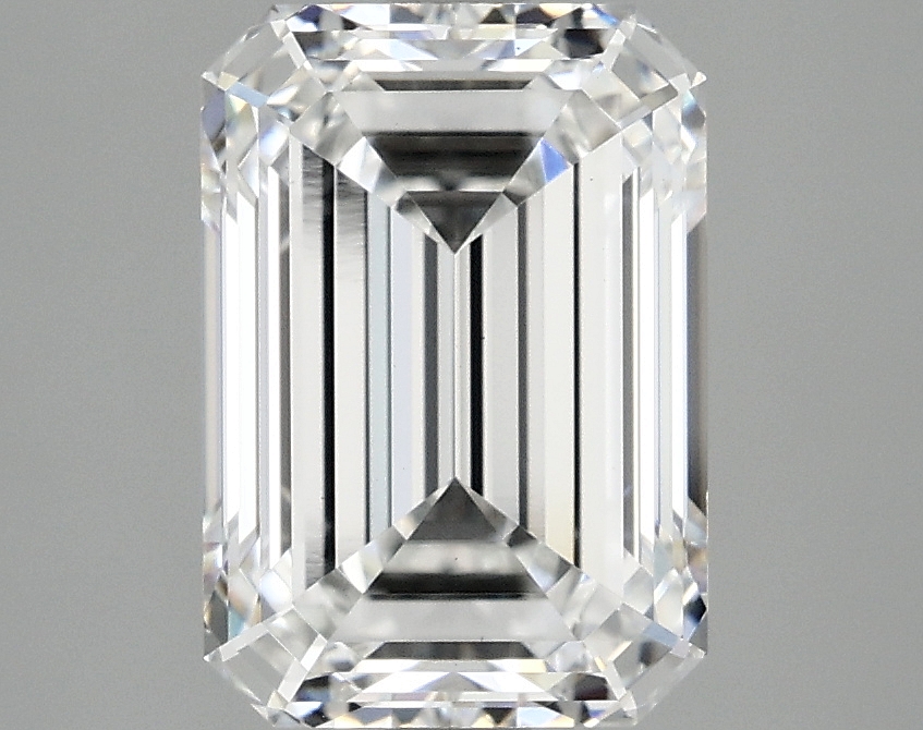 3.05 CT Emerald Diamond