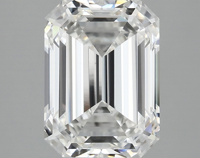 3.07 CT Emerald Diamond