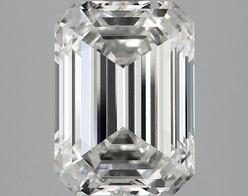 3.09 CT Emerald Diamond