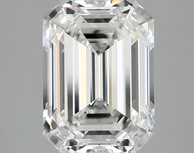 3.07 CT Emerald Diamond