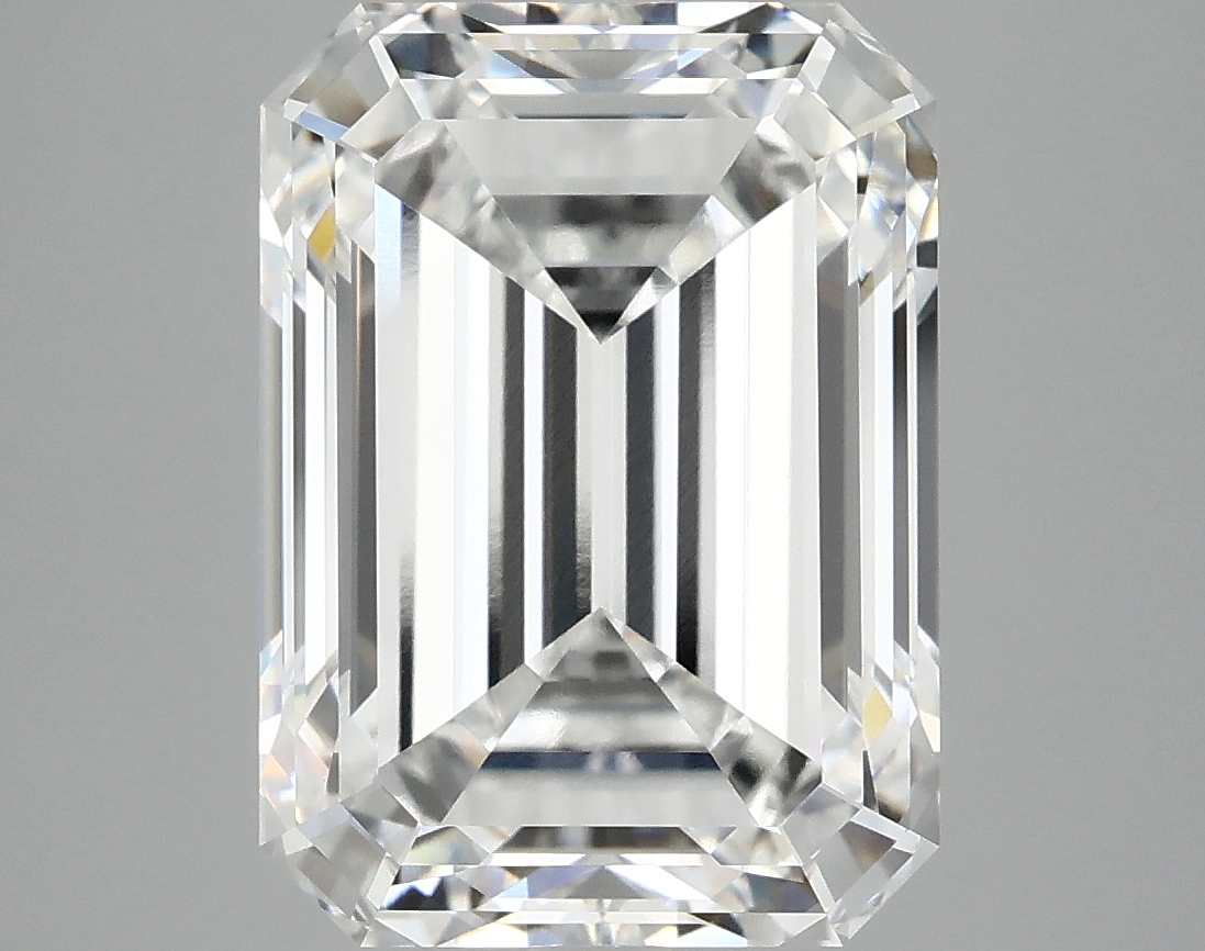 7.06 CT Emerald Diamond