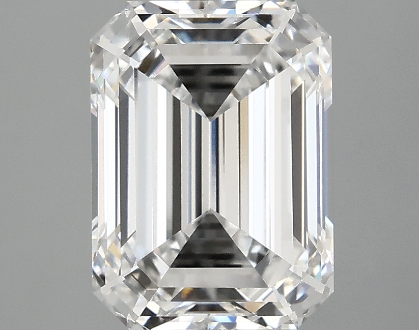 3.07 CT Emerald Diamond