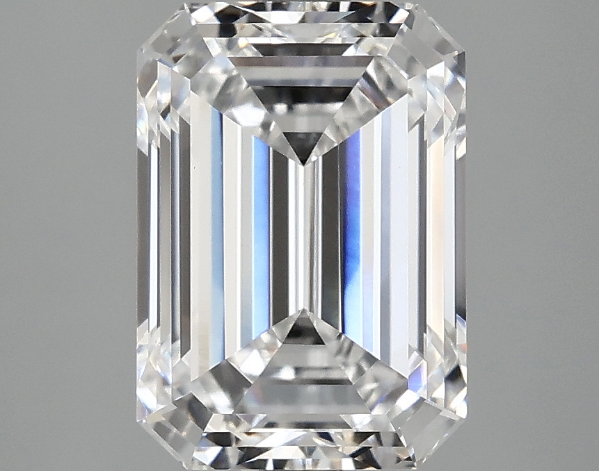 3.03 CT Emerald Diamond