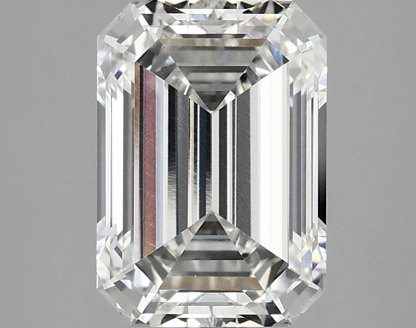 3.07 CT Emerald Diamond