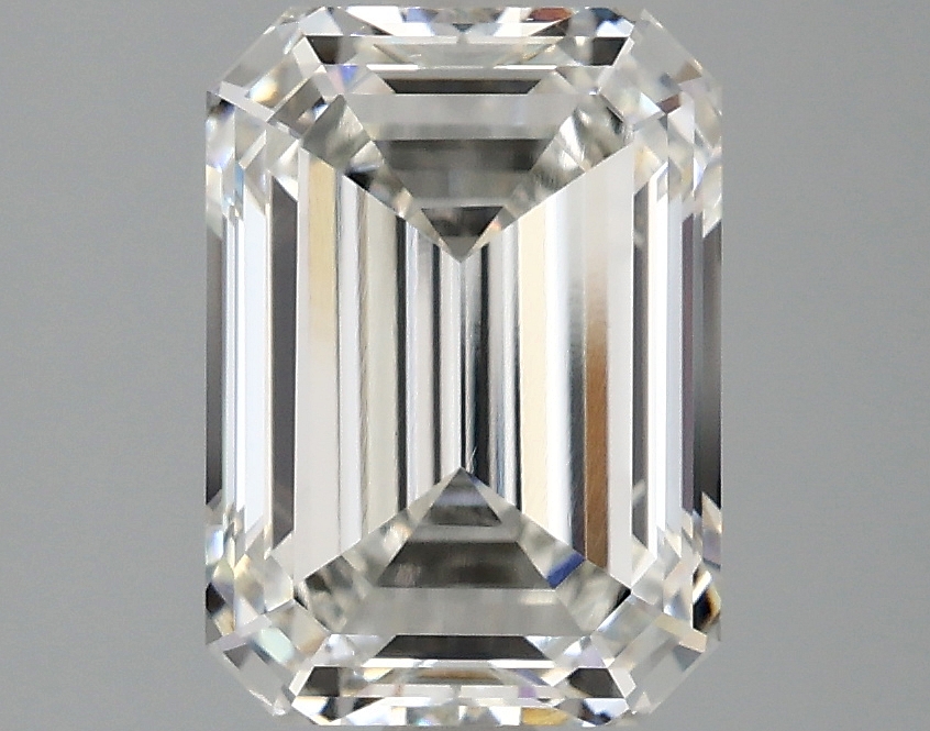 3.06 CT Emerald Diamond
