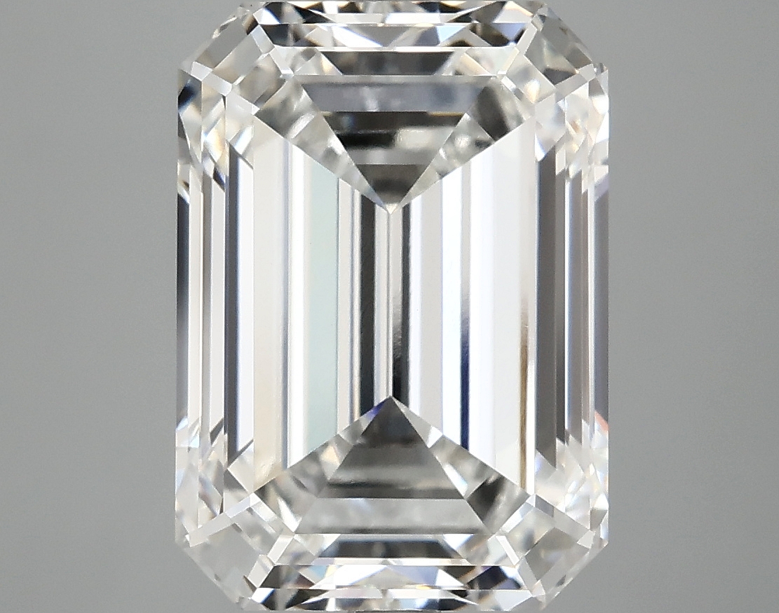 7.07 CT Emerald Diamond