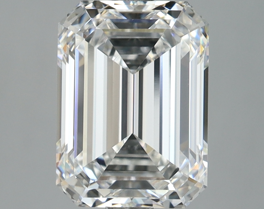 3.06 CT Emerald Diamond