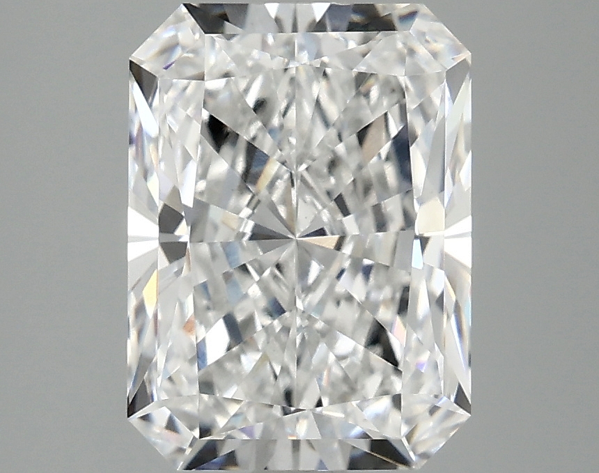 3.10 CT Radiant Diamond