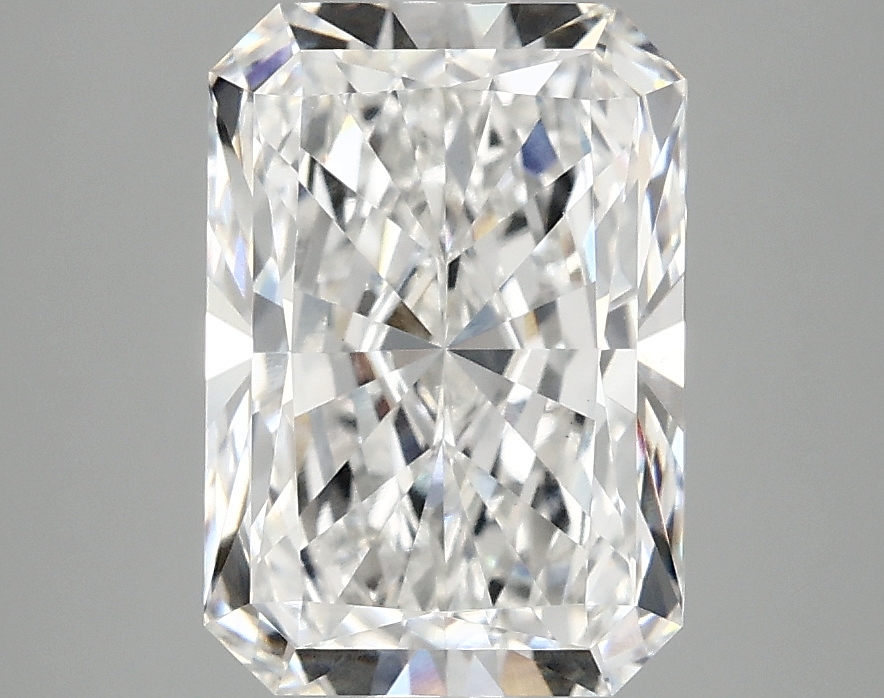 3.10 CT Radiant Diamond