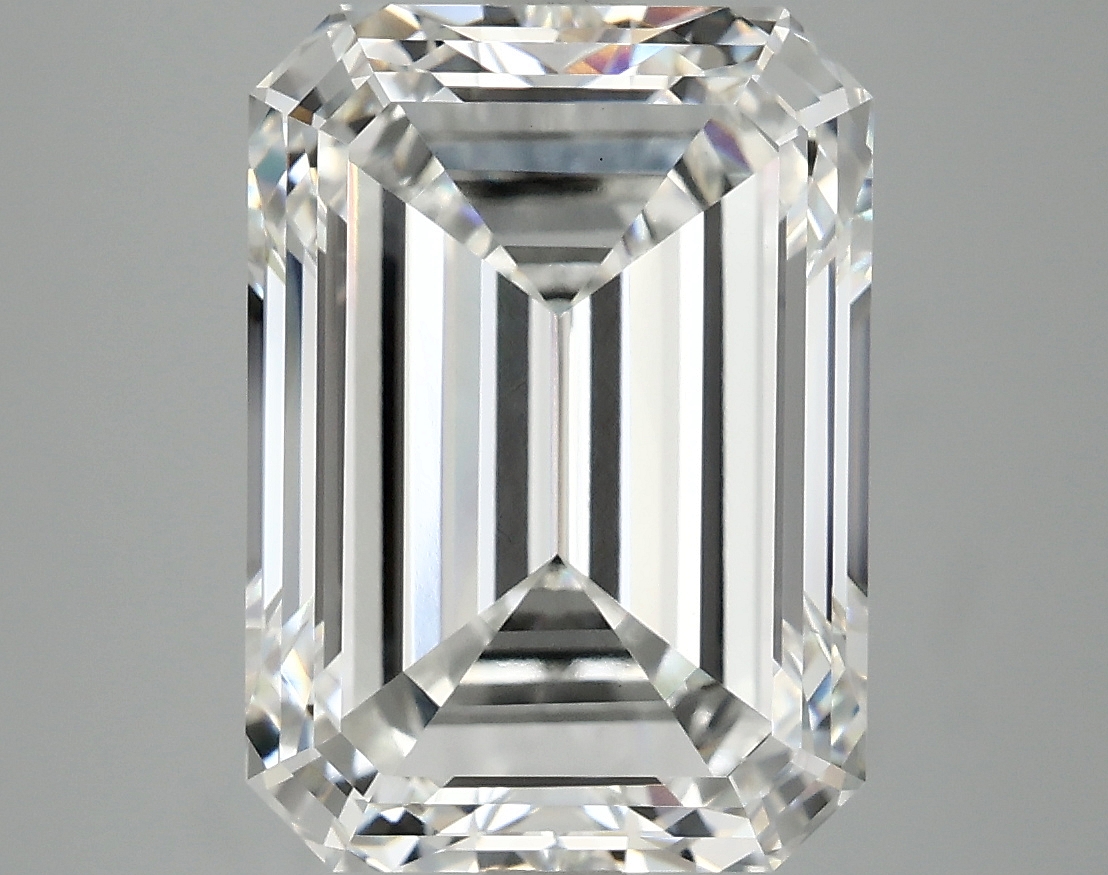 7.01 CT Emerald Diamond