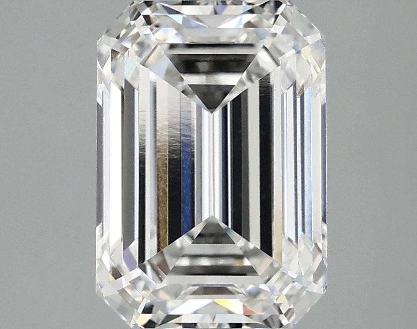 3.10 CT Emerald Diamond