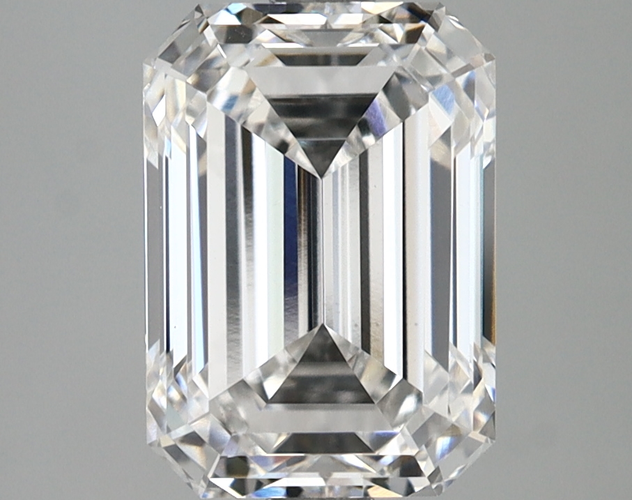 3.02 CT Emerald Diamond