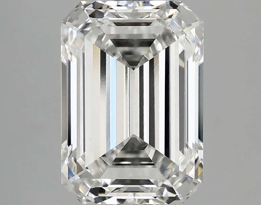 3.09 CT Emerald Diamond