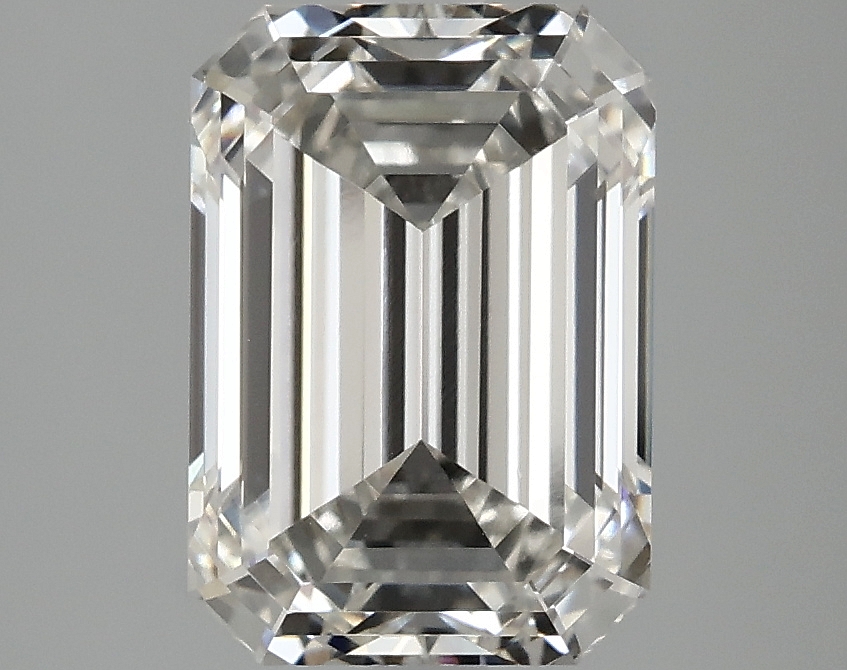 3.08 CT Emerald Diamond