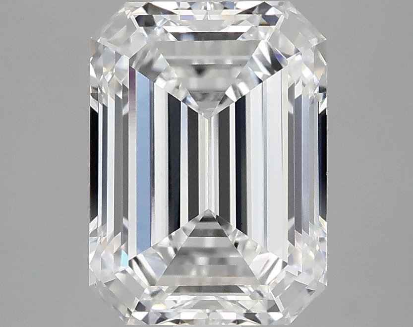 3.04 CT Emerald Diamond