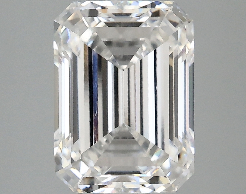 3.09 CT Emerald Diamond