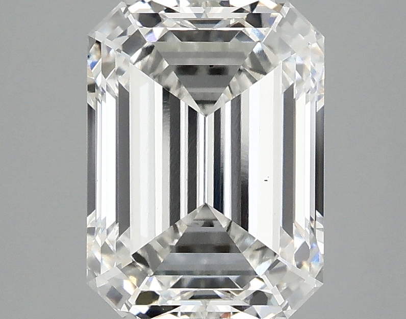 3.02 CT Emerald Diamond